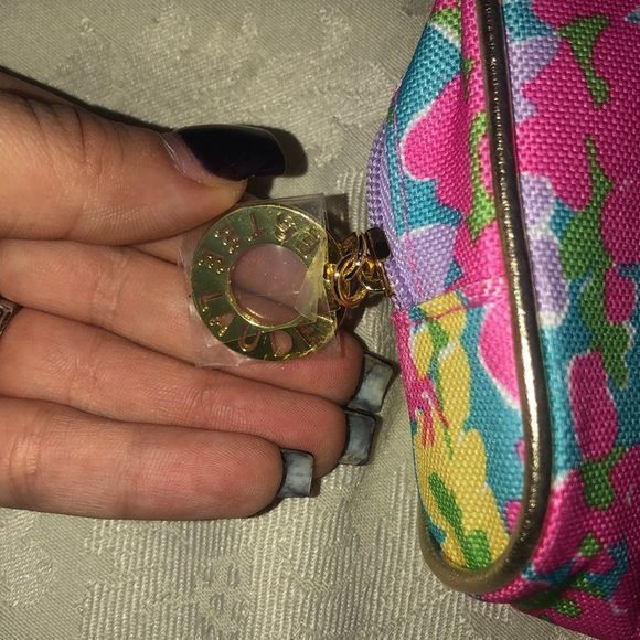 Lilly Pulitzer x Estée Lauder snapdragon cosmetic pouch - Picture 6 of 8